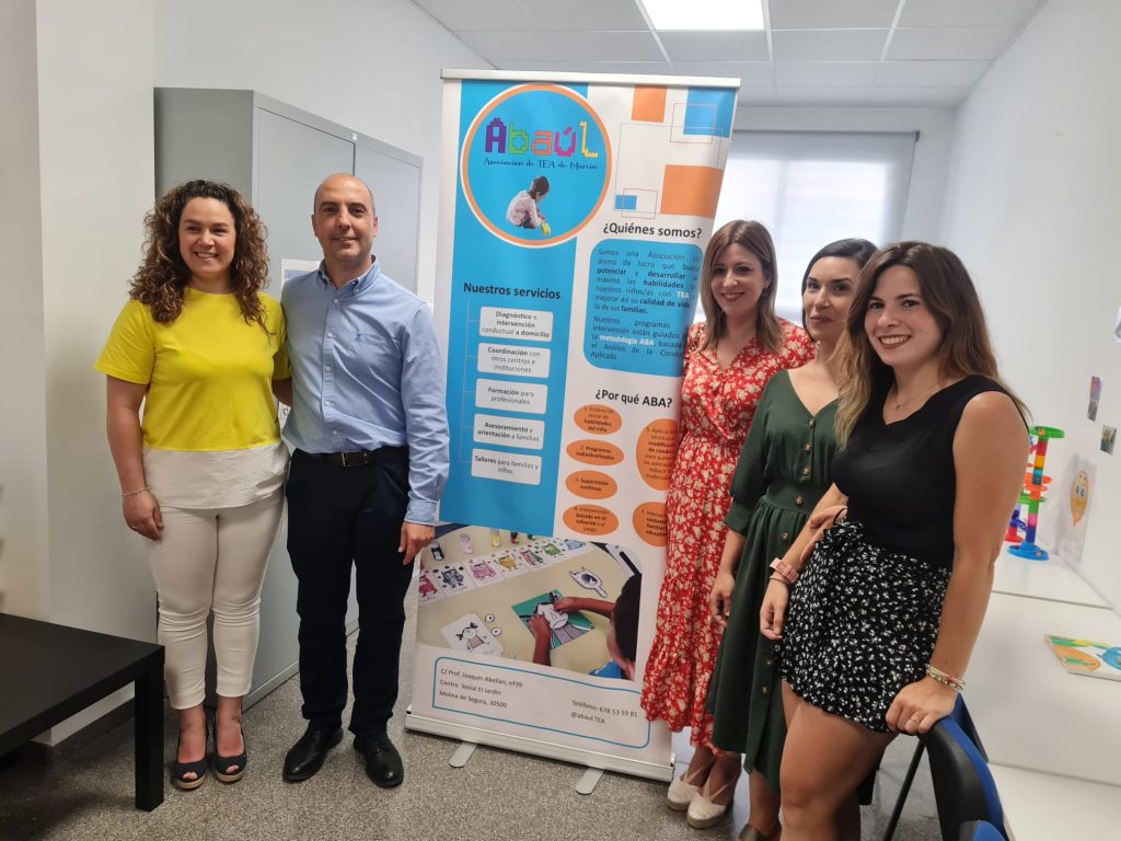 Educacion Molina Visita alcalde y concejala a la sede de asociacion Abaul Foto